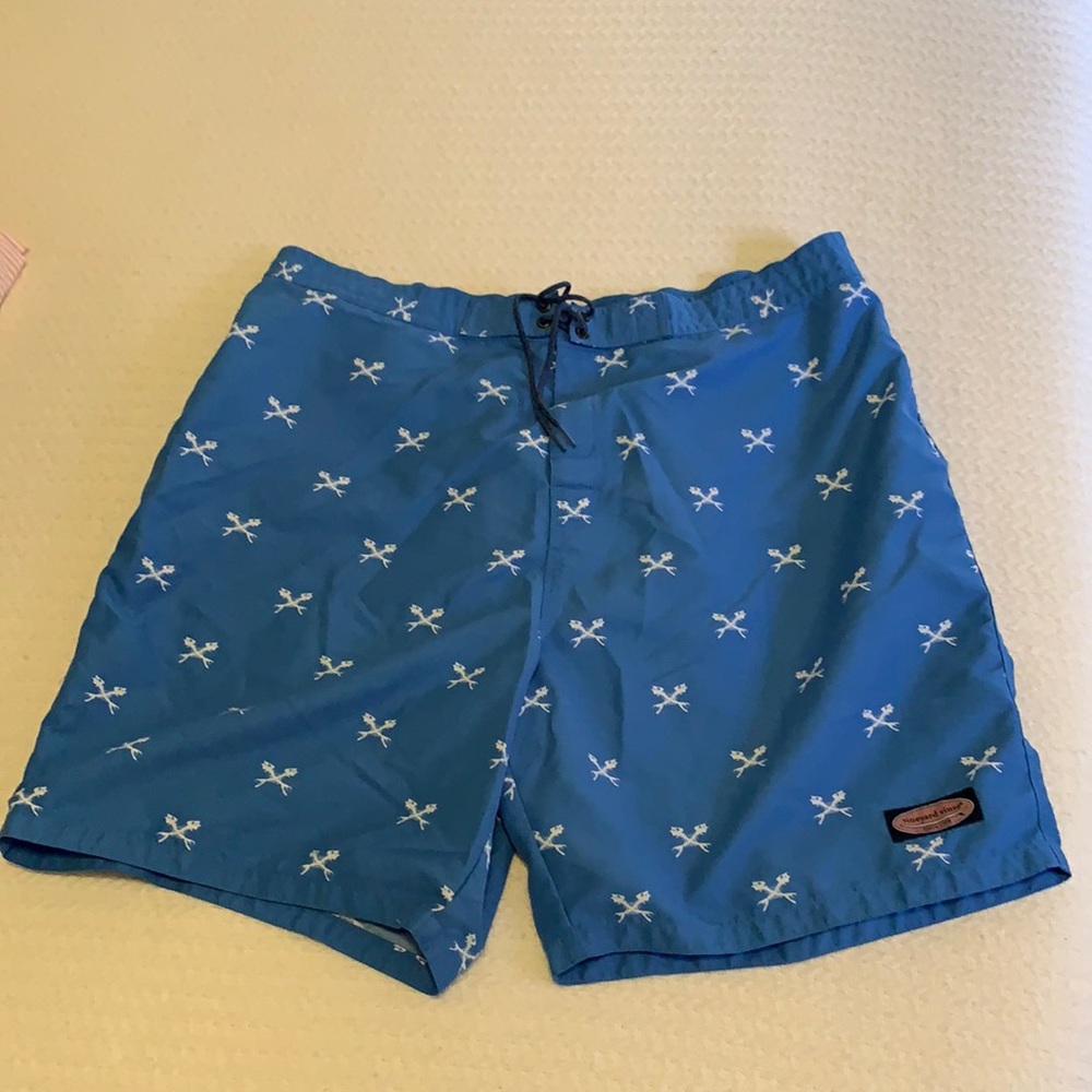 Vineyard Vines Board Shorts Size XL